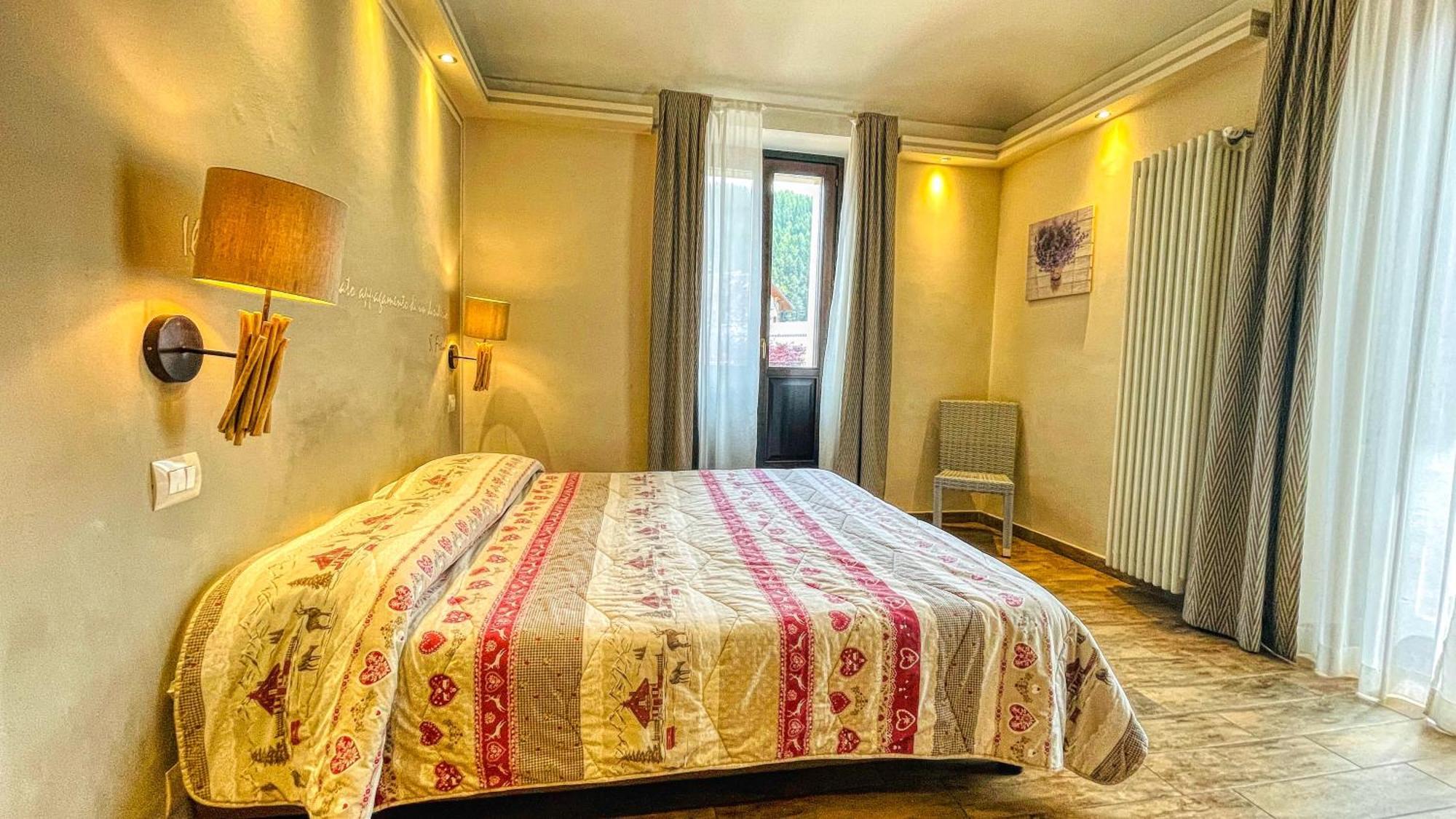 Residence Tabor Bardonecchia Bagian luar foto