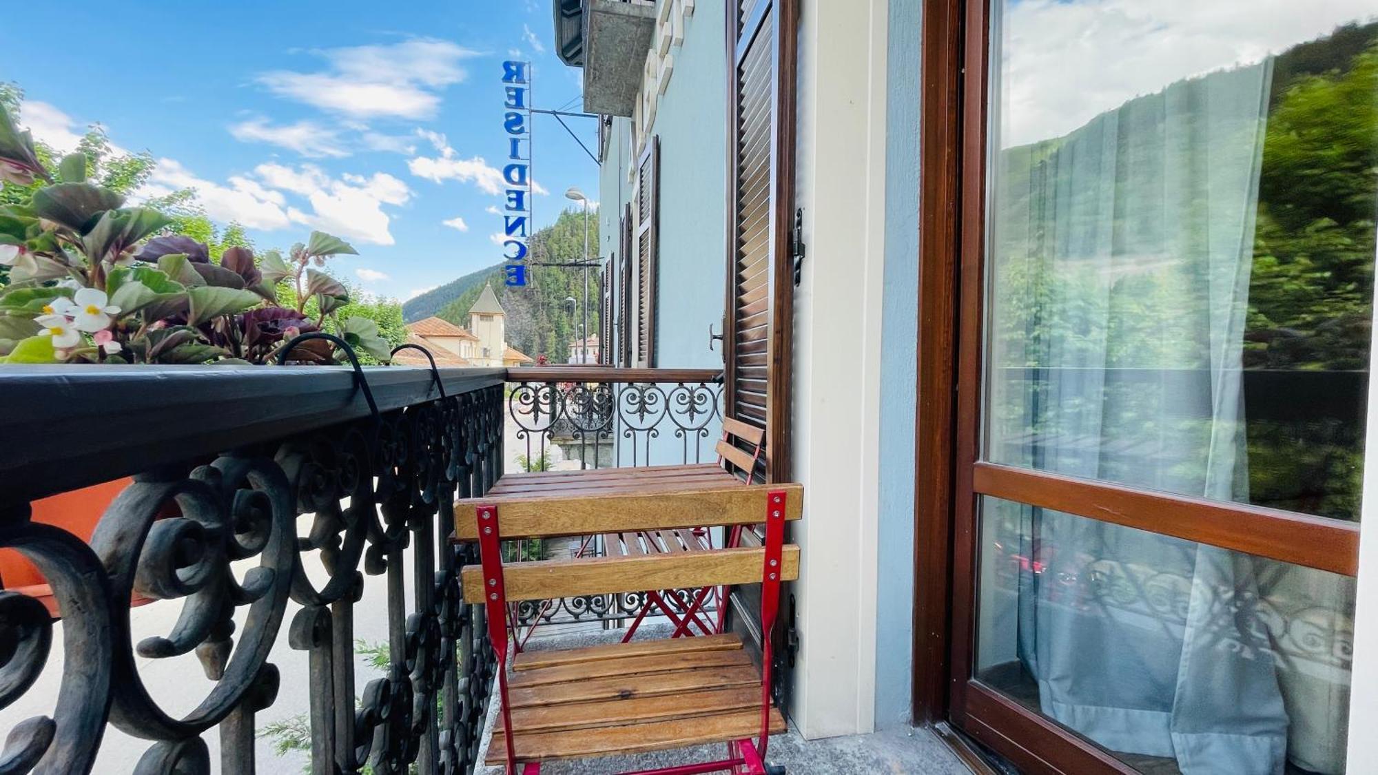 Residence Tabor Bardonecchia Bagian luar foto