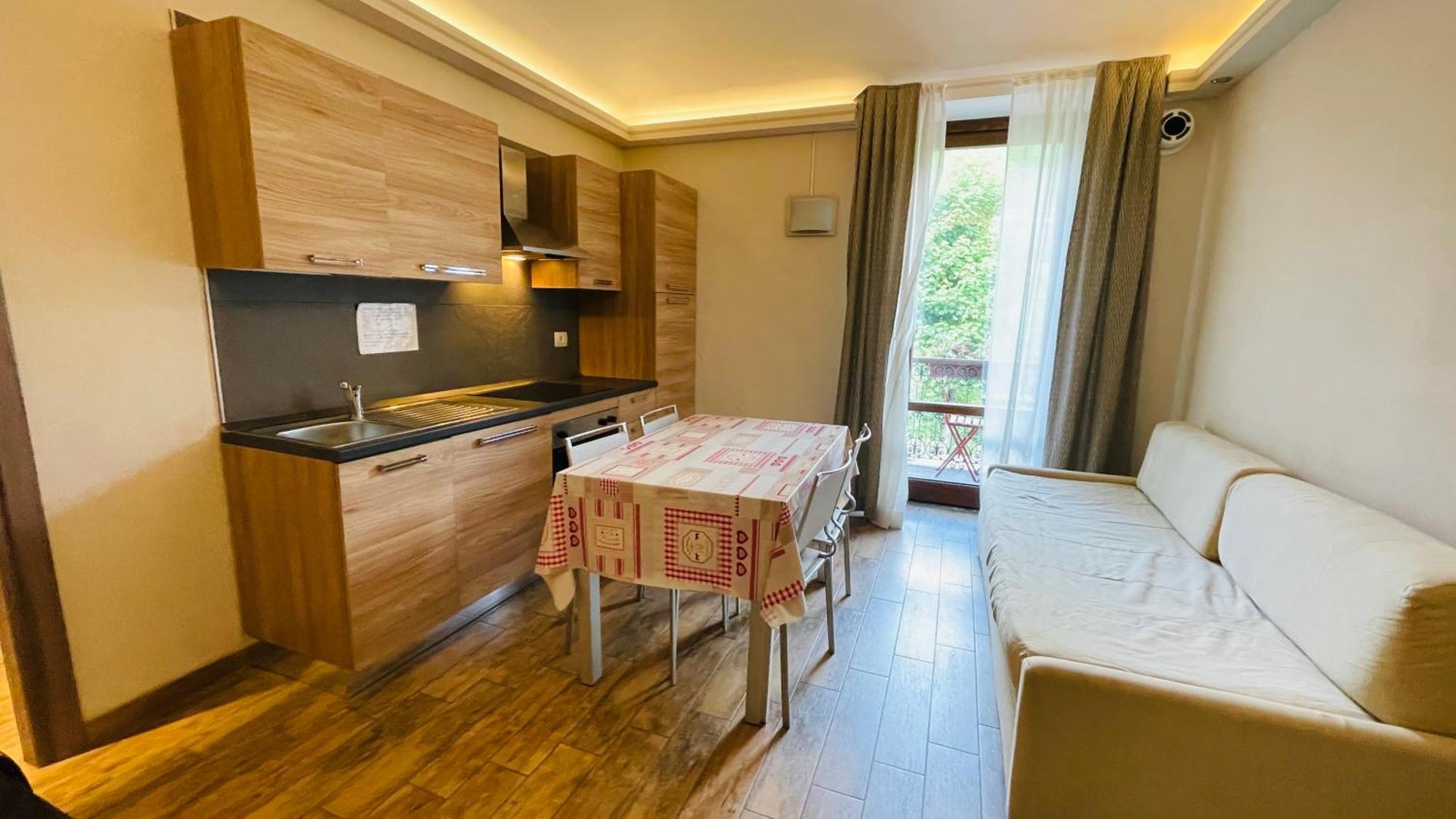 Residence Tabor Bardonecchia Bagian luar foto
