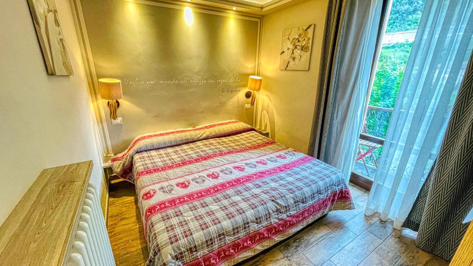 Residence Tabor Bardonecchia Bagian luar foto