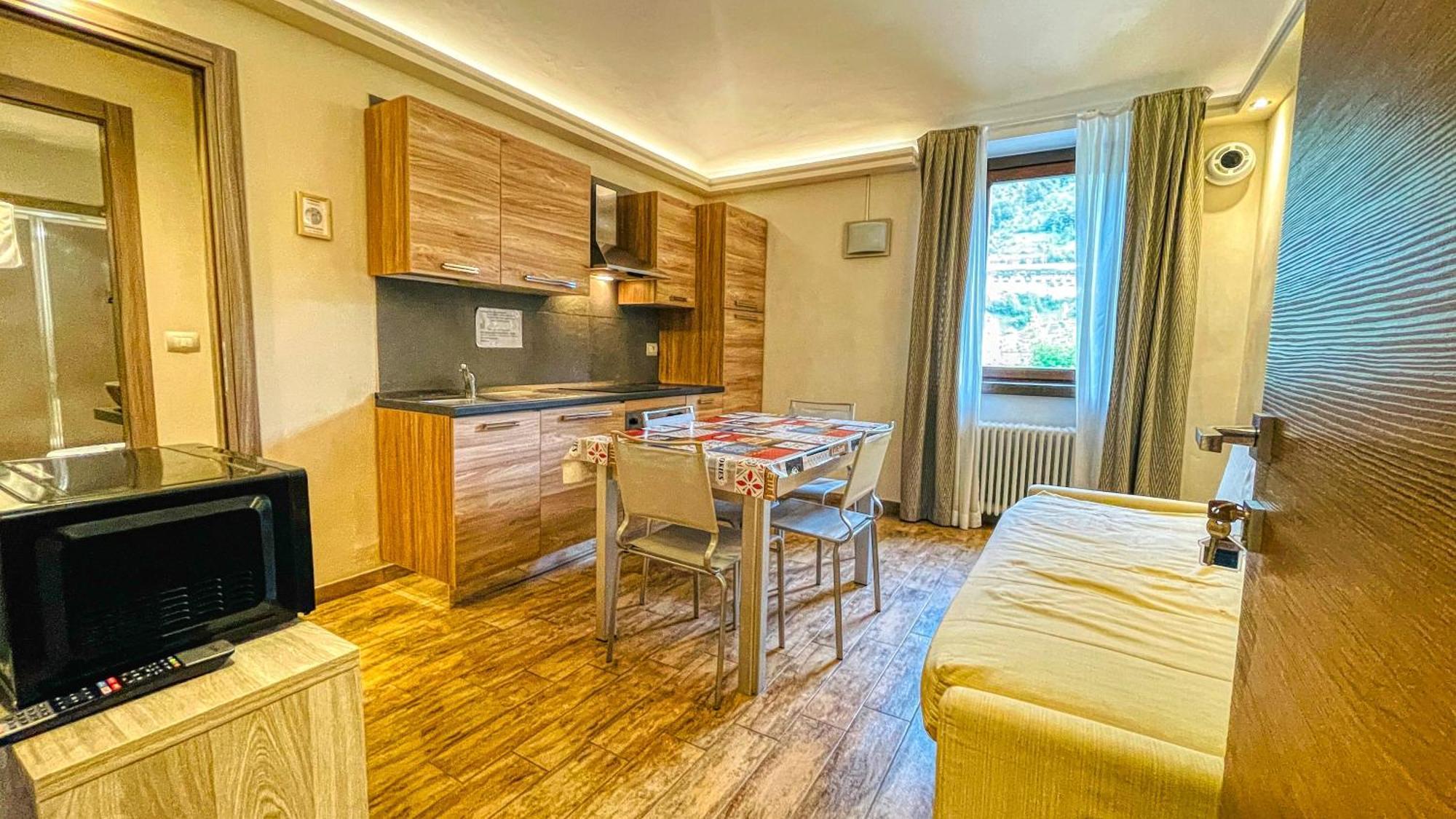 Residence Tabor Bardonecchia Bagian luar foto